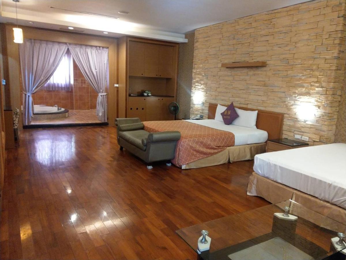 Lisa Motel เกาสง ภายนอก รูปภาพ